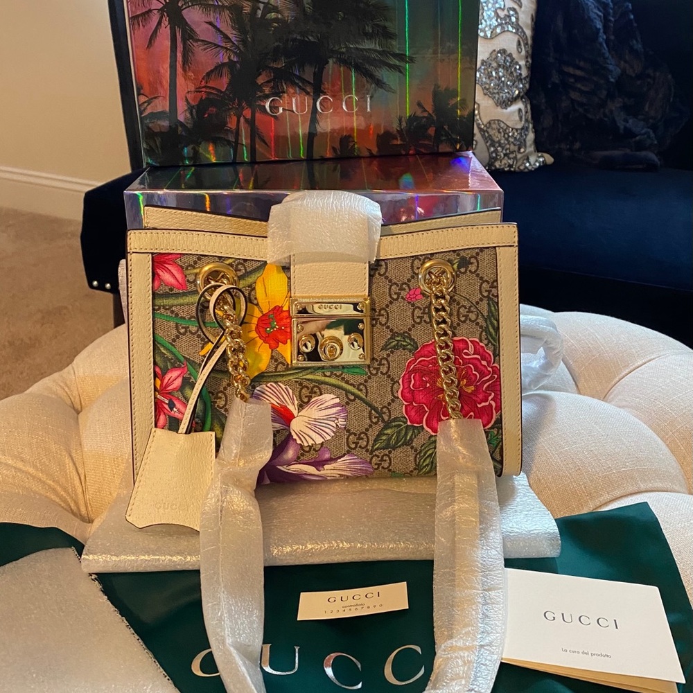 ✨NEW!✨GUCCI✨GG GUCCISSIMA SUPREME FLORA CANVAS & LEATHER PADLOCK CHAIN BAG - Picture 3 of 16